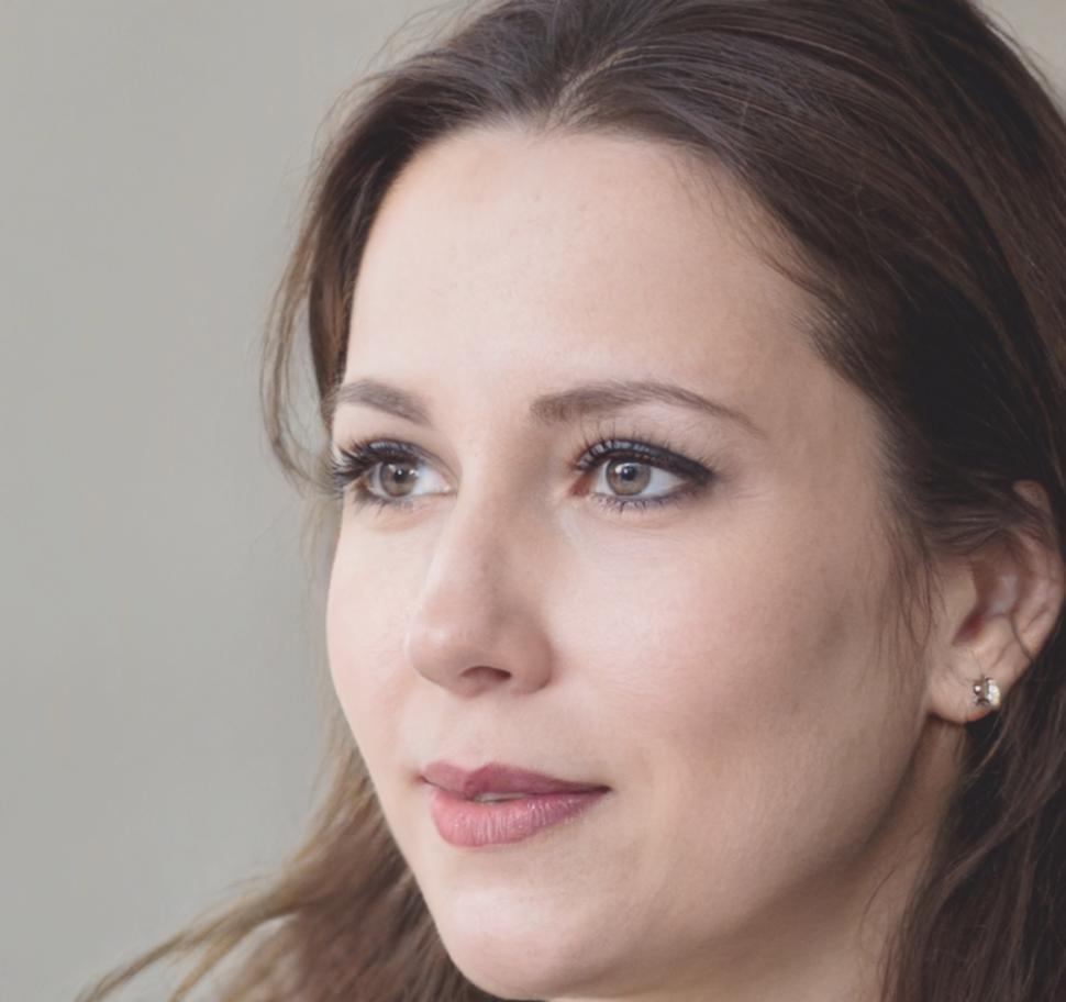 Instructora especialista en finanzas personales